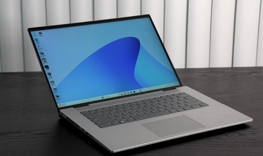 5 dòng laptop cho học sinh hiệu năng cao như máy tính bàn