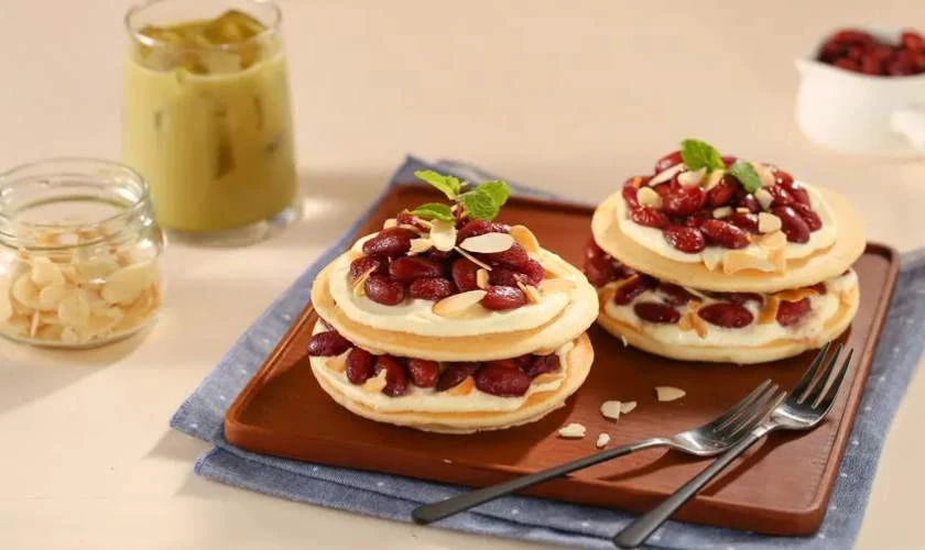 Bánh pancake đậu đỏ