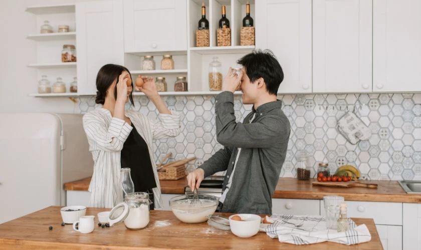 Cùng nhau vào bếp trổ tài nấu nướng