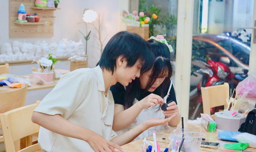 Ngày Valentine nên làm gì - Cùng tham gia một hoạt động