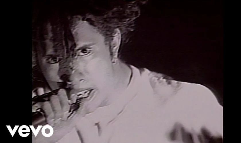 Killing in the Name của Rage Against the Machine phù hợp để kiểm tra tai nghe Bluetooth