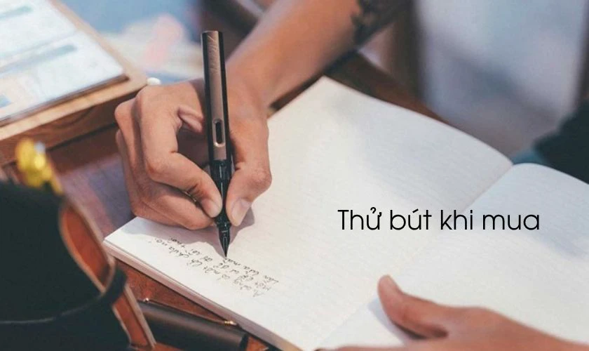 Lưu ý khi mua đồ dùng học tập cần thiết cho học sinh THCS