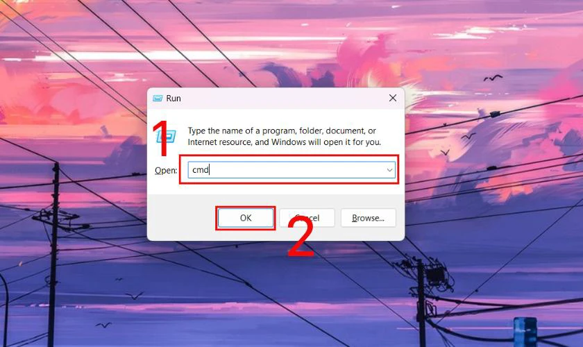 Bạn nhấn phím Windows + R và nhập cmd rồi bấm OK