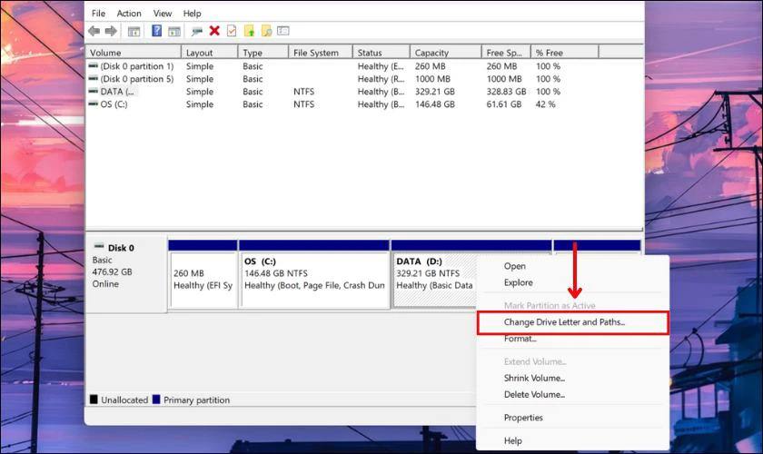 Chọn vị trí ổ đĩa chưa phân vùng và nhấp chuột phải chọn Change Drive Letter and Paths