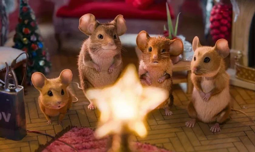 Mắc Bẫy Lũ Tí Quậy - A Mouse Hunt for Christmas (2025)