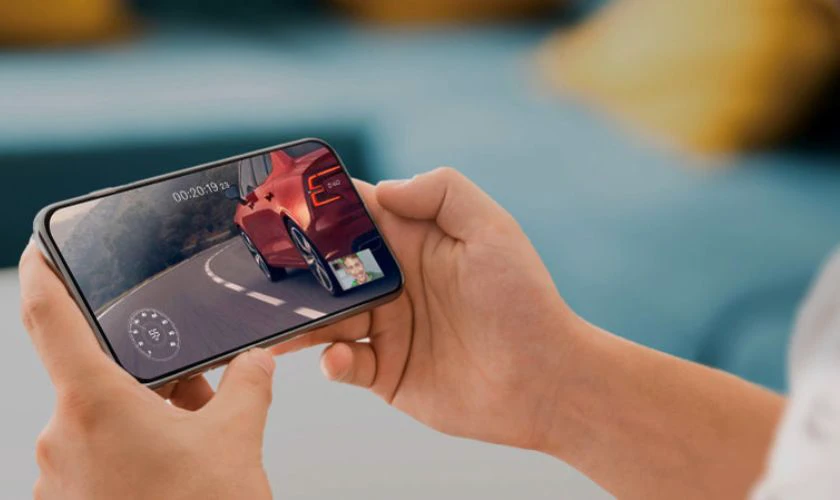 Game thủ và người dùng điện thoại thường xuyên là đối tượng nên mua