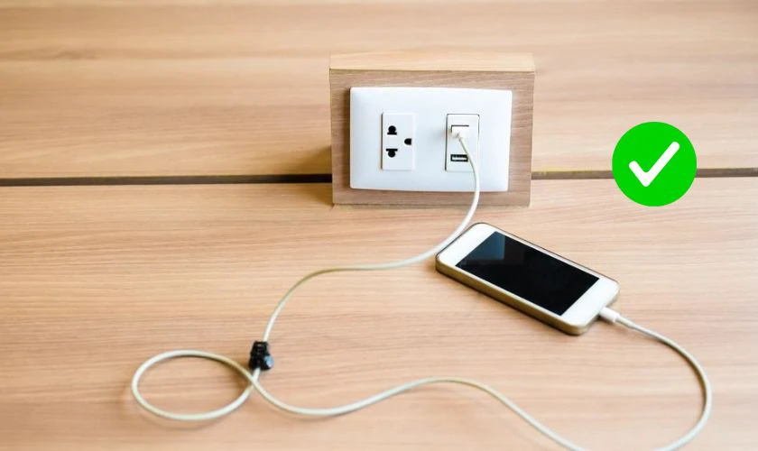 Sạc điện thoại đúng cách