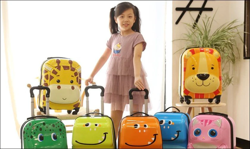 Vali dễ thương làm quà 1/6 cho bé công ty