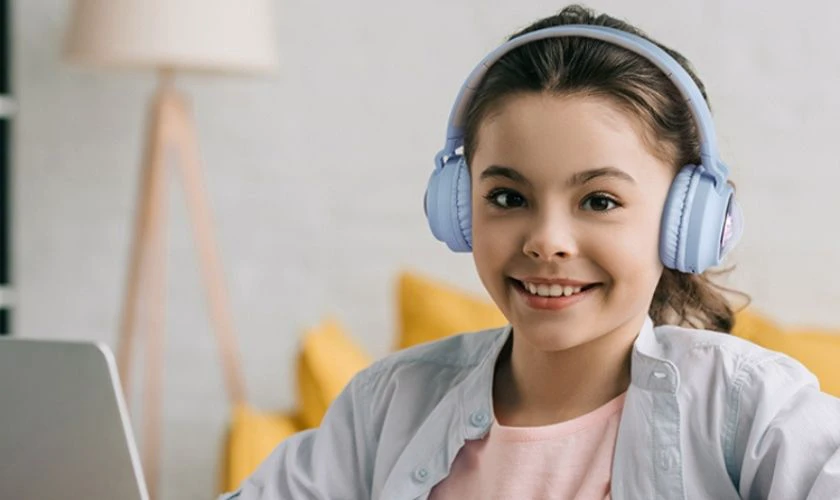 Quà 1/6 cho bé gái - Tai nghe Bluetooth