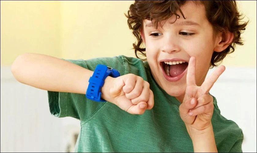 Đồng hồ điện tử đeo tay - Quà 1/6 năng động cho bé trai