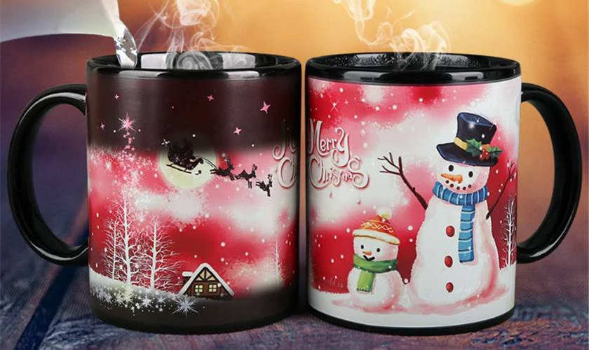 Bình nước hoặc cốc đổi màu