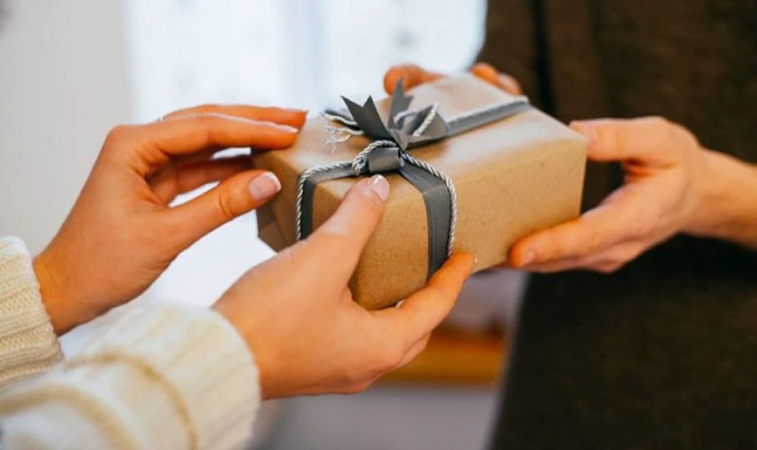 Ưu tiên yếu tố an toàn khi chọn quà