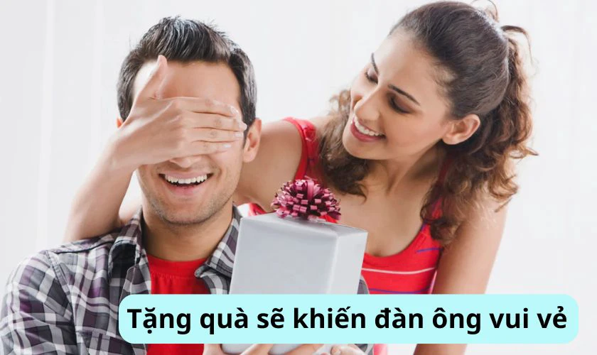 Quà tặng ngày Quốc tế Đàn ông có cần thiết không?