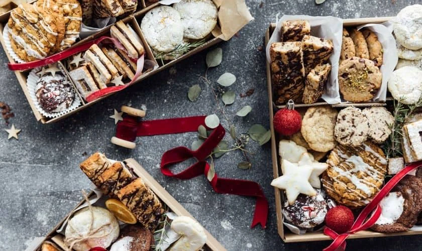 Quà tặng Noel cho khách hàng nên mua