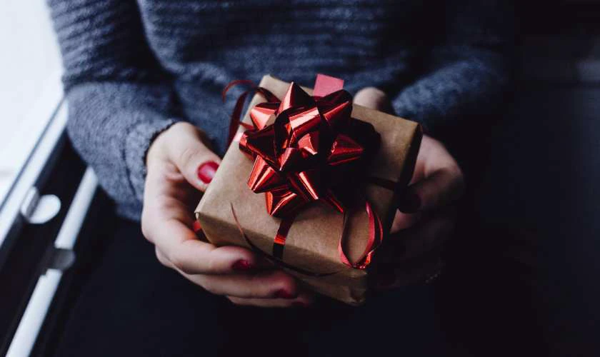 Cách chọn quà Valentine 2025 phù hợp với nửa kia