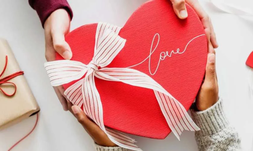 Cách chọn quà Valentine cho nữ