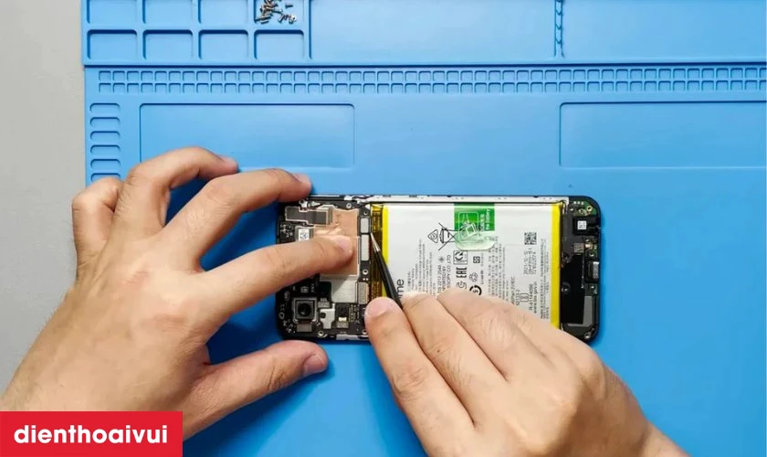 Quy trình thay pin realme