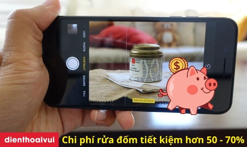 Tại sao nên rửa đốm camera sau iPhone 7 thay vì thay mới?