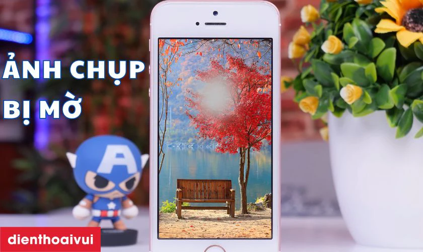 Dấu hiệu cần rửa đốm camera sau iPhone SE 2016