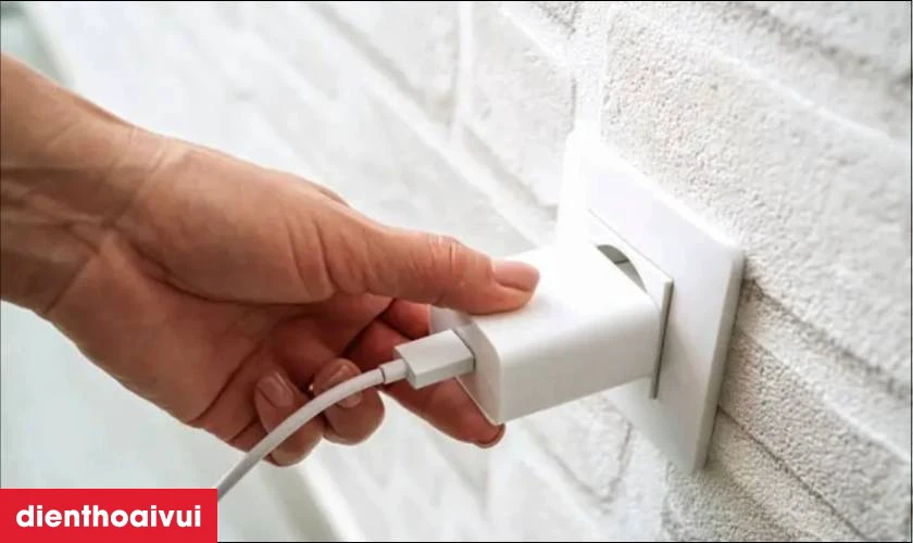Lưu ý chọn và sử dụng sạc nhanh BWOO 2 cổng