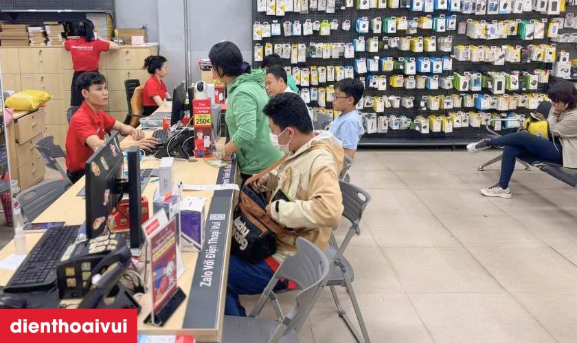 Nên mua sạc nhanh Mini Trusmi PD 45w Gan 1A1C kèm cáp Type-C to Type-C 60w (EU) CH06 tại đâu