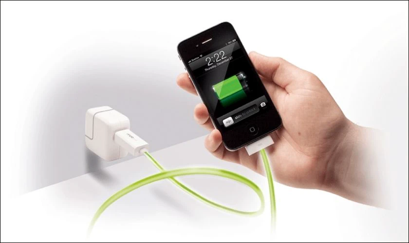 Có nên sạc pin iPhone nhiều lần trong ngày?