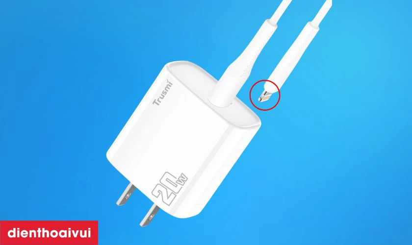 Đi kèm cáp C to L chất lượng cao