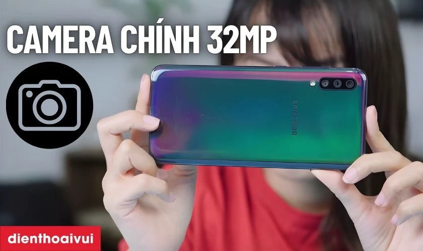 Samsung A70 trang bị cụm camera sau với camera ch&iacute;nh l&agrave; 32MP
