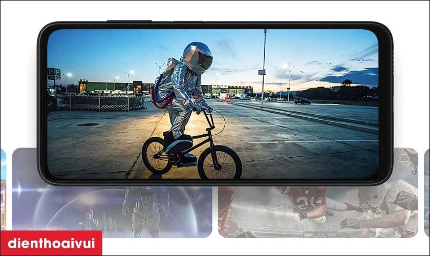 M&agrave;n h&igrave;nh PLS LCD 6.7&Prime; HD+ (720&times;1600)