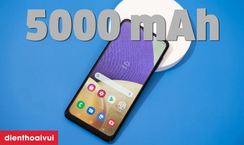 Vi&ecirc;n pin 5.000 mAh với sạc 15W thoải m&aacute;i cả ng&agrave;y