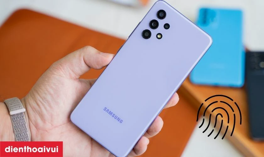 M&aacute;y chạy Android 11 + One UI, c&oacute; v&acirc;n tay cạnh b&ecirc;n bảo mật