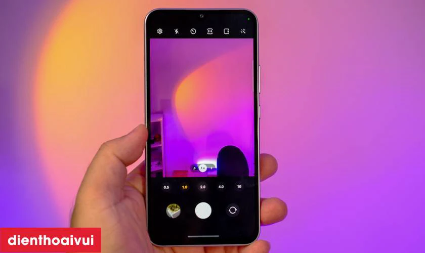 Sáng tạo nội dung không giới hạn với cụm camera chống rung OIS