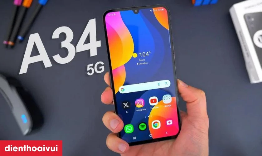 Màn hình Super AMOLED sống động nâng cao trải nghiệm người dùng