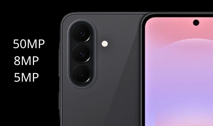 Hệ thống 3 camera sau chất lượng, chụp ảnh sắc nét