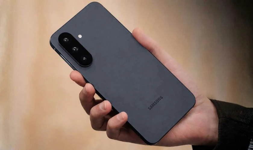 Samsung Galaxy A37 màu nào hợp mệnh Thủy?