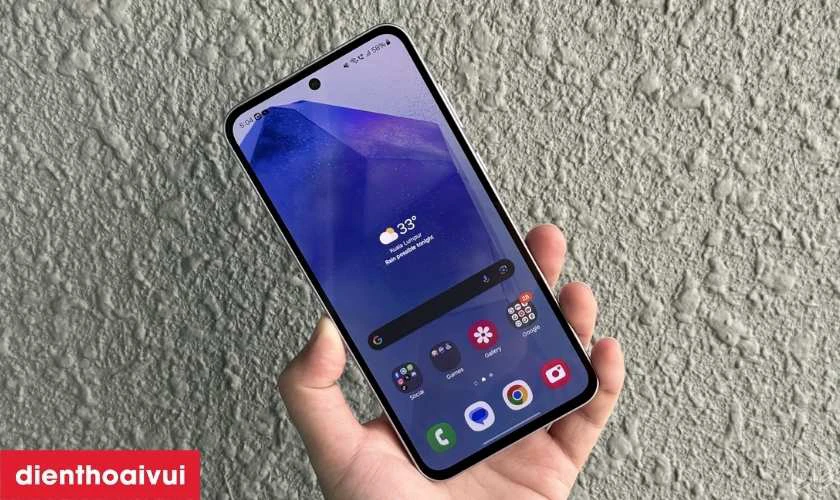 RAM 12GB và bộ nhớ trong 256GB, đa nhiệm và lưu trữ thoải mái