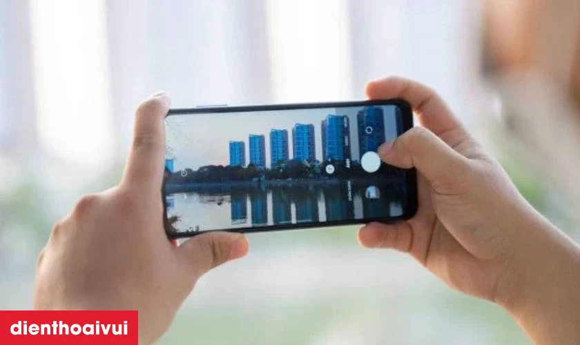 Camera trước 13MP sắc n&eacute;t