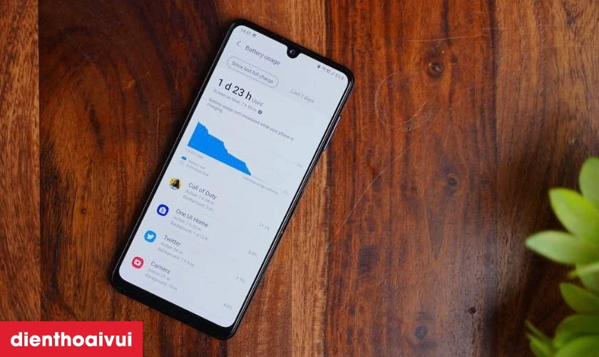 Pin dung lượng 5000mAh bền bỉ