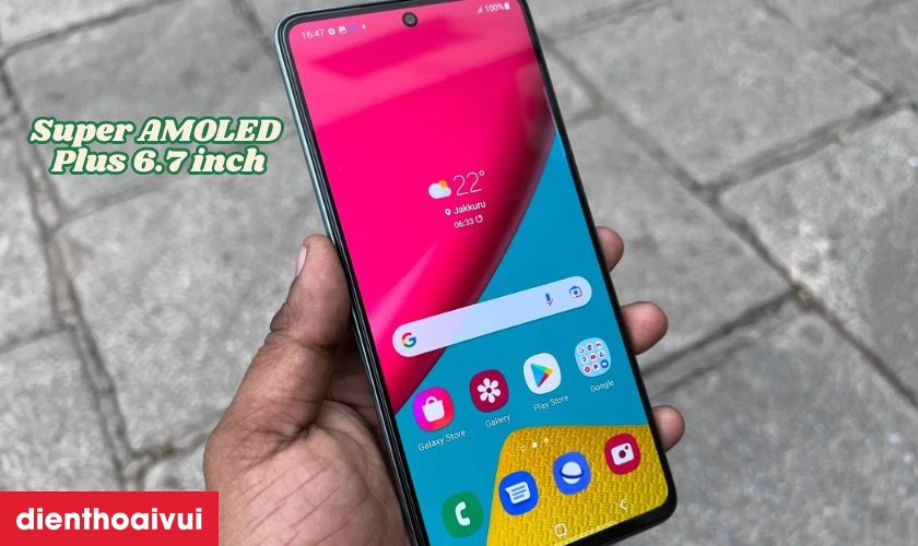 Màn hình Super AMOLED Plus sắc nét