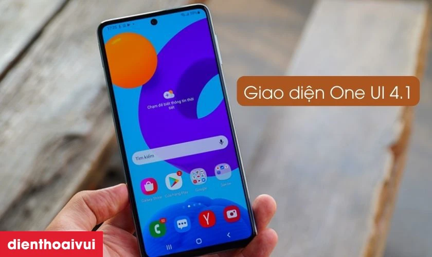 Giao diện One UI 4.1, hỗ trợ cảm biến vân tay