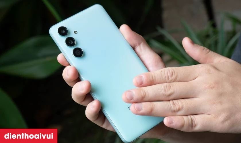 Kiểm tra hình thức bên ngoài