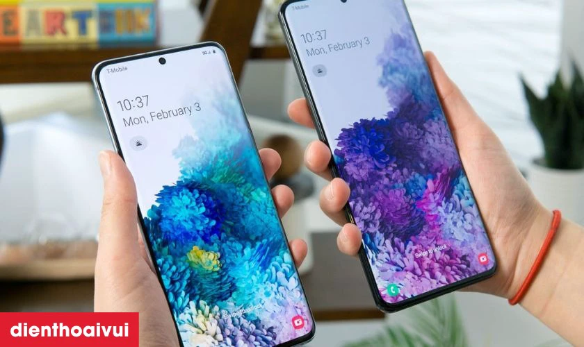 Màn hình Super AMOLED cho chất lượng hiển thị tốt