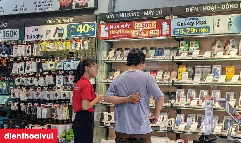Mua hàng Samsung Galaxy S20 FE - Cũ Xước Cấn chính hãng, giá tốt tại Điện Thoại Vui
