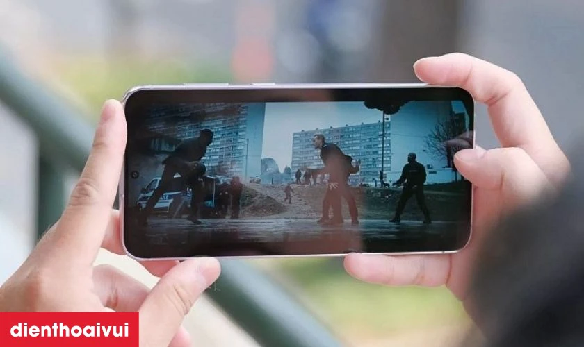 Màn hình Dynamic AMOLED 2X hiển thị sống động