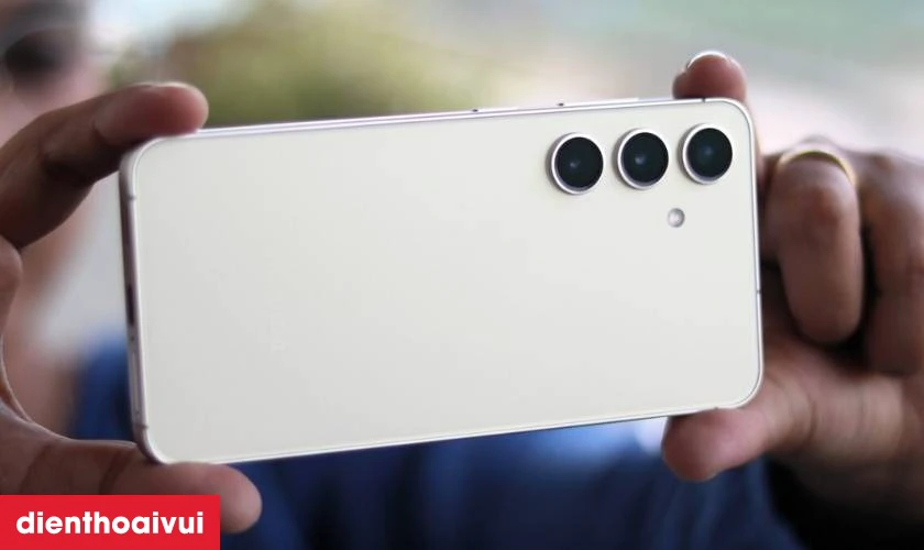 Hệ thống camera sắc n&eacute;t hỗ trợ AI th&ocirc;ng minh