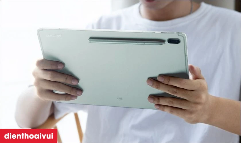 Thiết kế hiện đại, năng động phù hợp với nhiều đối tượng người dùng