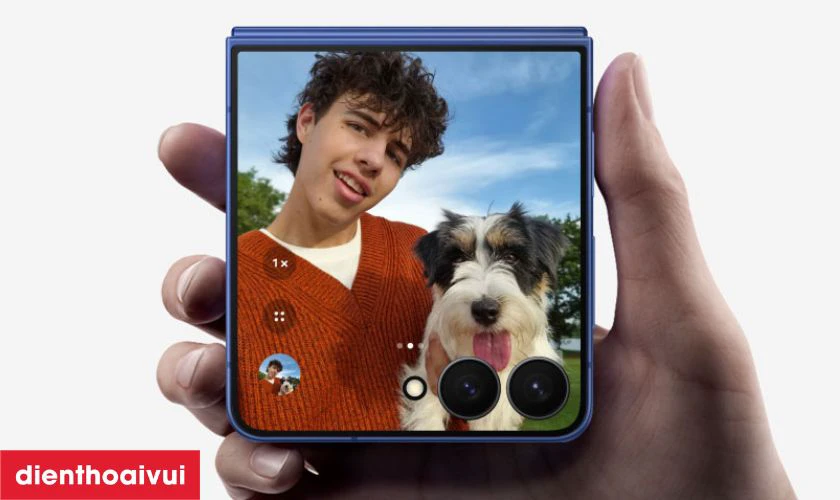 Hệ thống camera sau gồm 50 MP + 12 MP v&agrave; camera trước 10MP