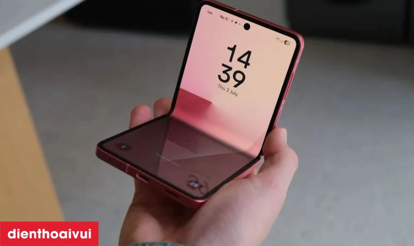 Cảm biến v&acirc;n tay, Face ID bảo mật tối đa