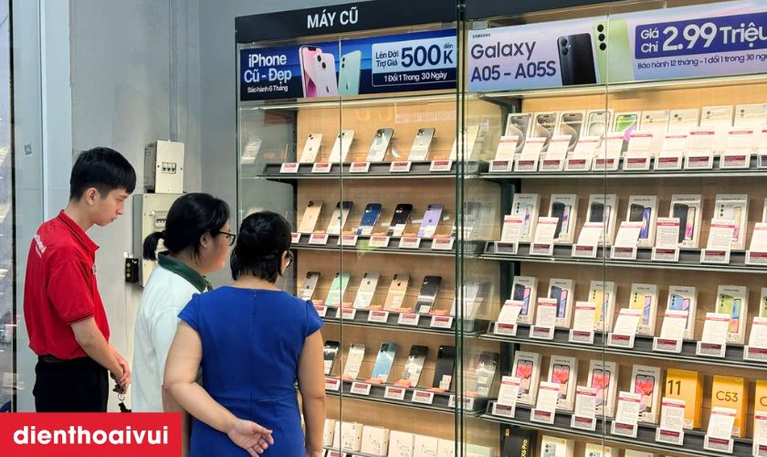 Mua Samsung Galaxy Z Flip Cũ - Trầy xước chính hãng, giá rẻ tại Điện Thoại Vui