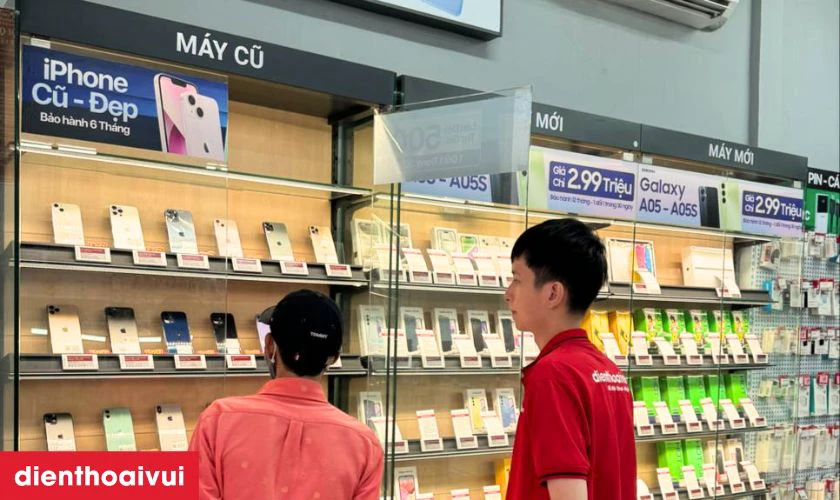 Vì sao nên mua Samsung Galaxy Z Flip - Cũ Xước Cấn tại Điện Thoại Vui?